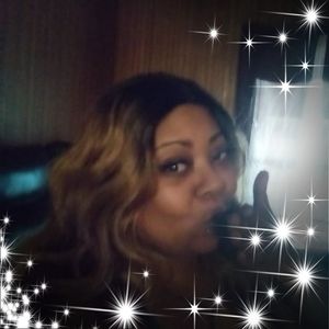 Meet your Posher, Candace